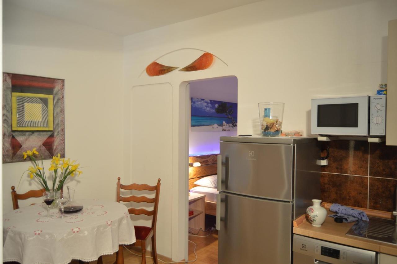 Apartmani Misic Ždrelac エクステリア 写真